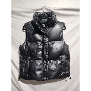 NEW LOOK Women's Faux Leather Insulated Puffer‎ Vest Black Cropped MEDIUM NWT